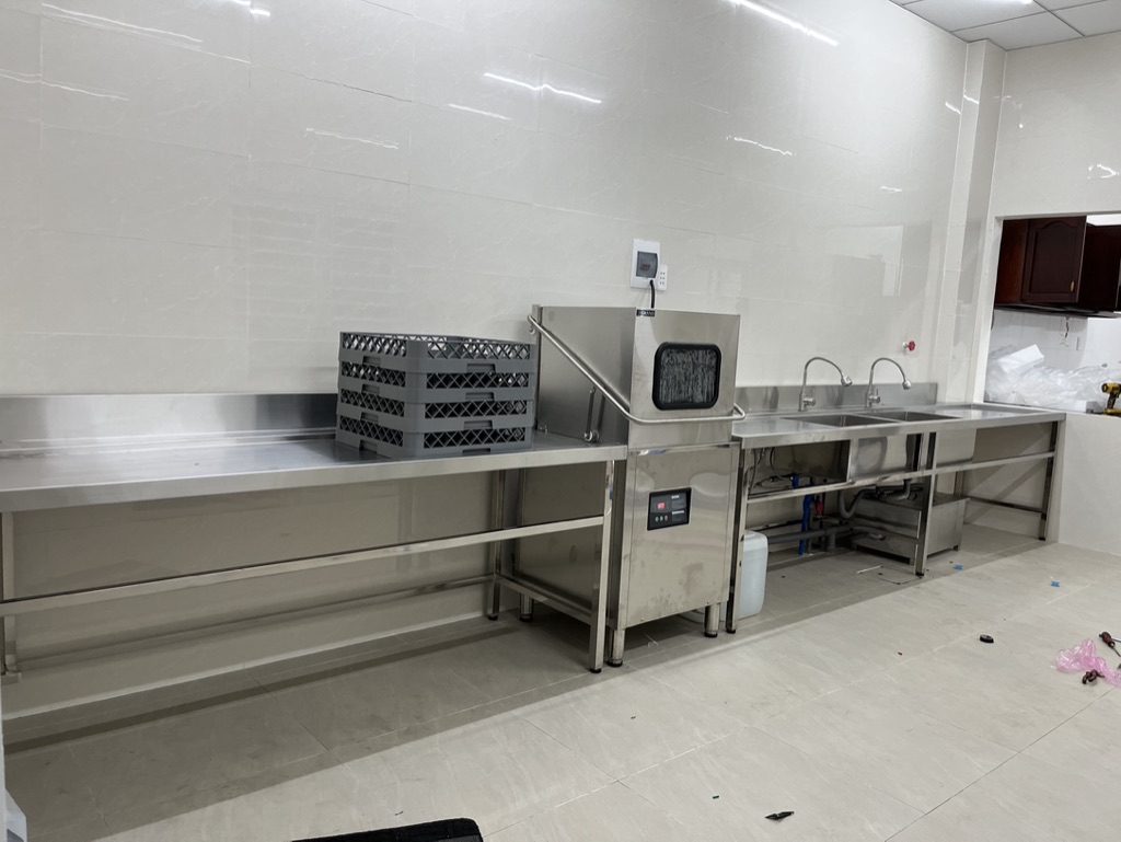 Máy rửa chén công nghiệp